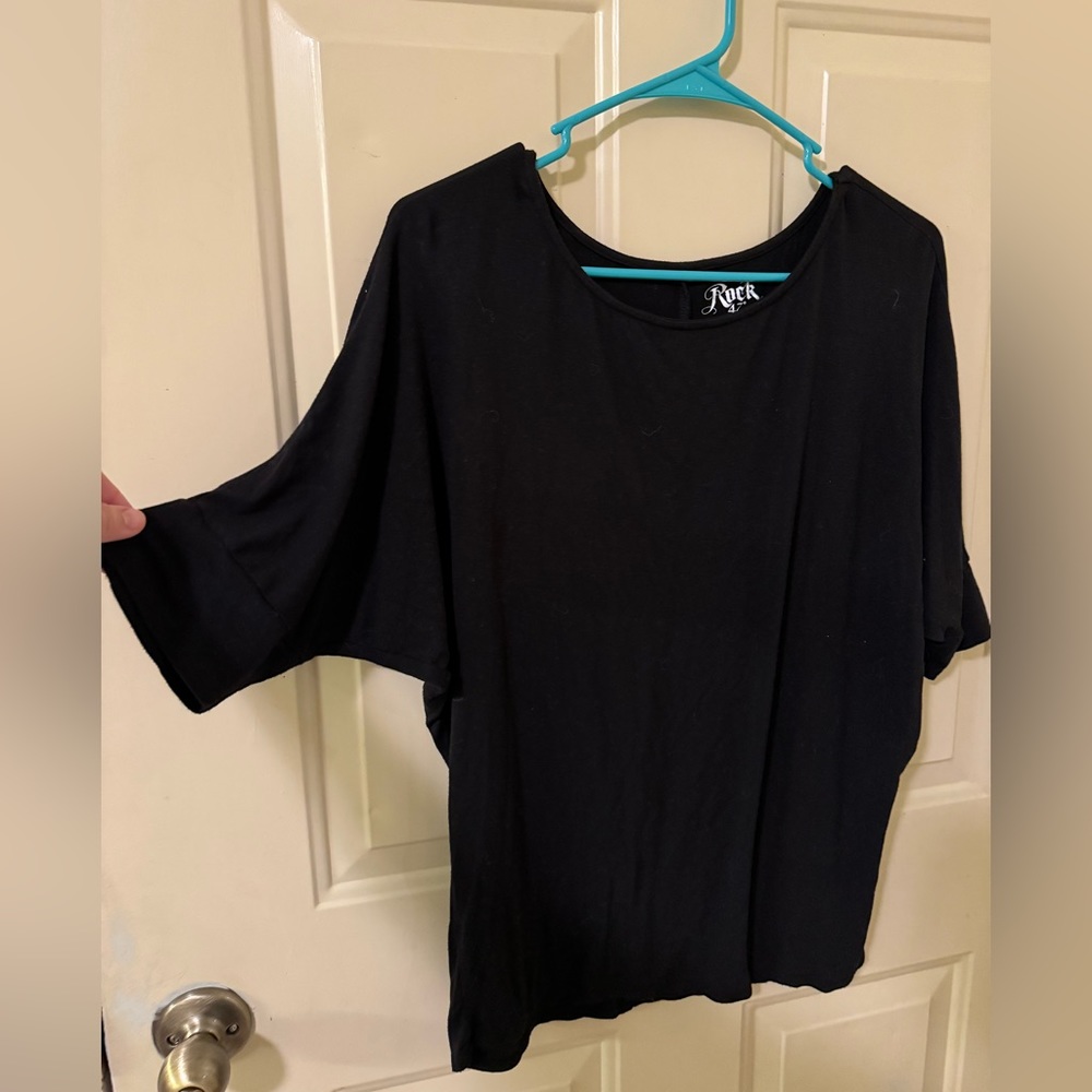 Black Blouse - Picture 3 of 4